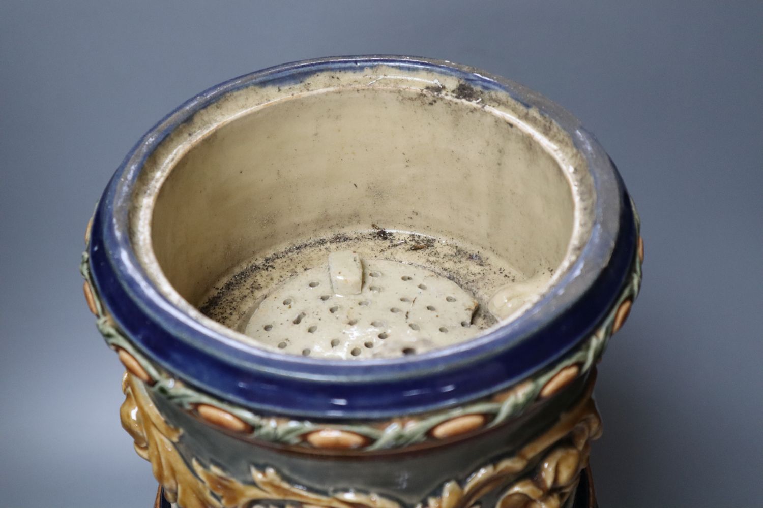 A 19th century glazed stoneware water filter, with cover, 48cm